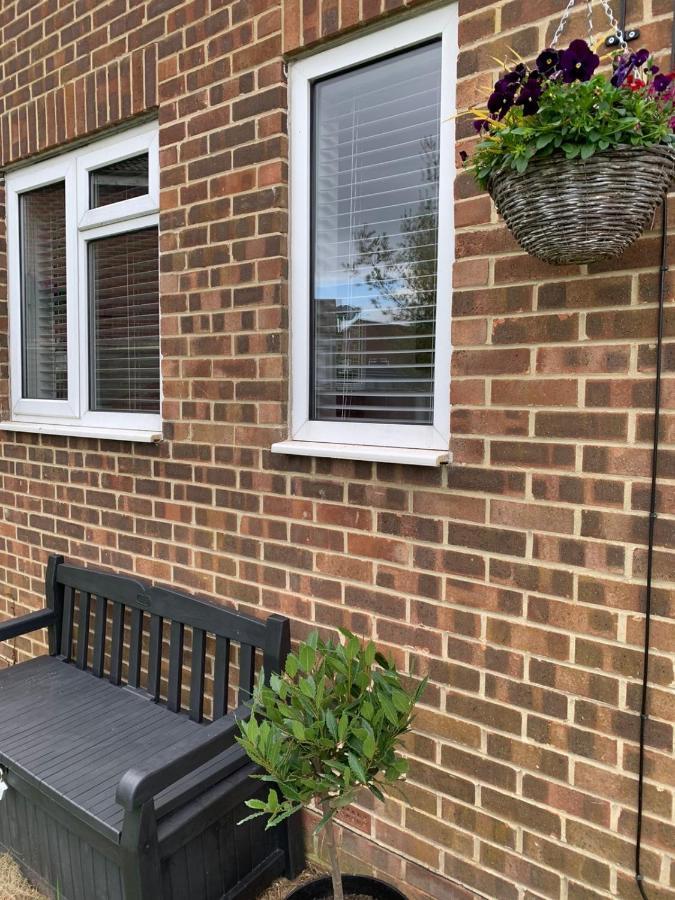 Cosy Studio Apartment Waterlooville Eksteriør billede