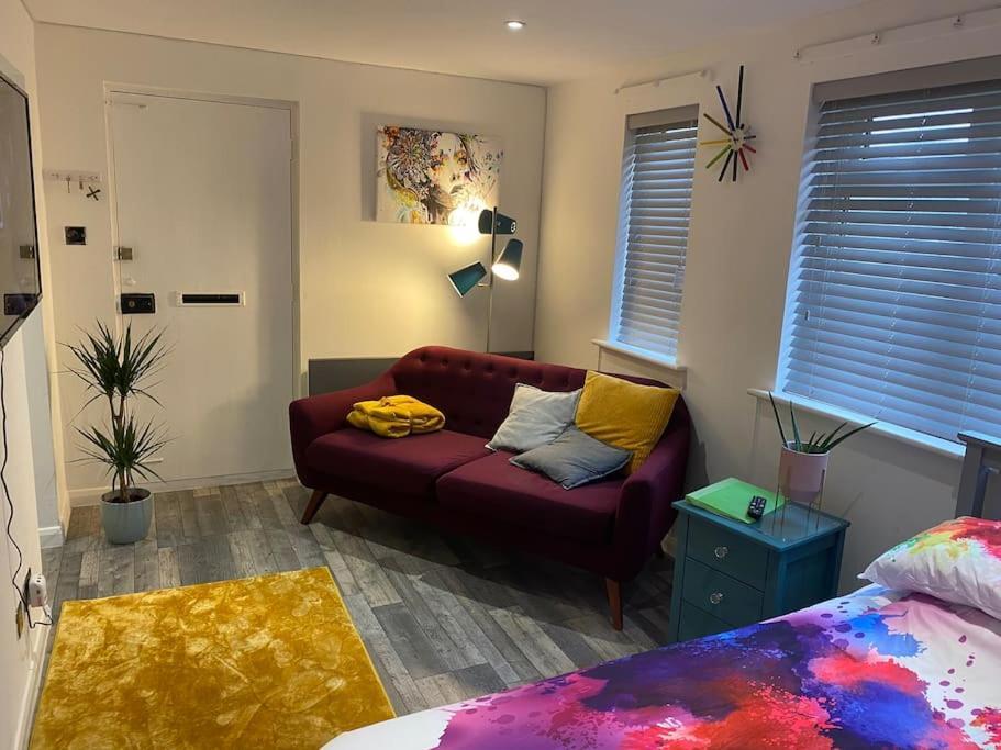 Cosy Studio Apartment Waterlooville Eksteriør billede